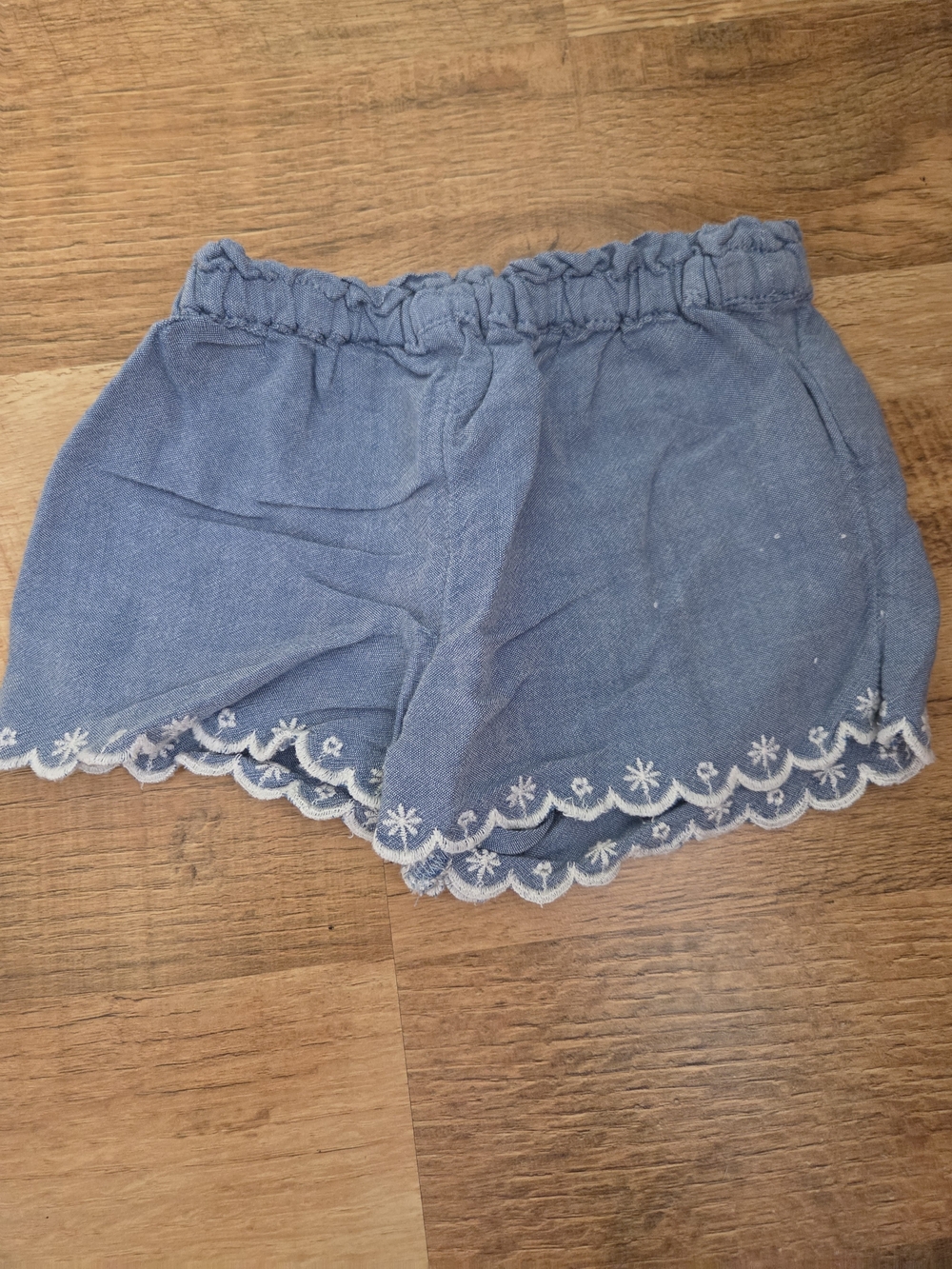 Old Navy Baby Girls Mixed Summer Romper, Onesies, Shorte & Dresses Lot - Picture 3 of 9